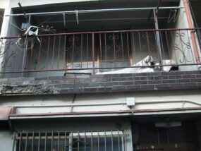 寝屋川市内の空き家の外観